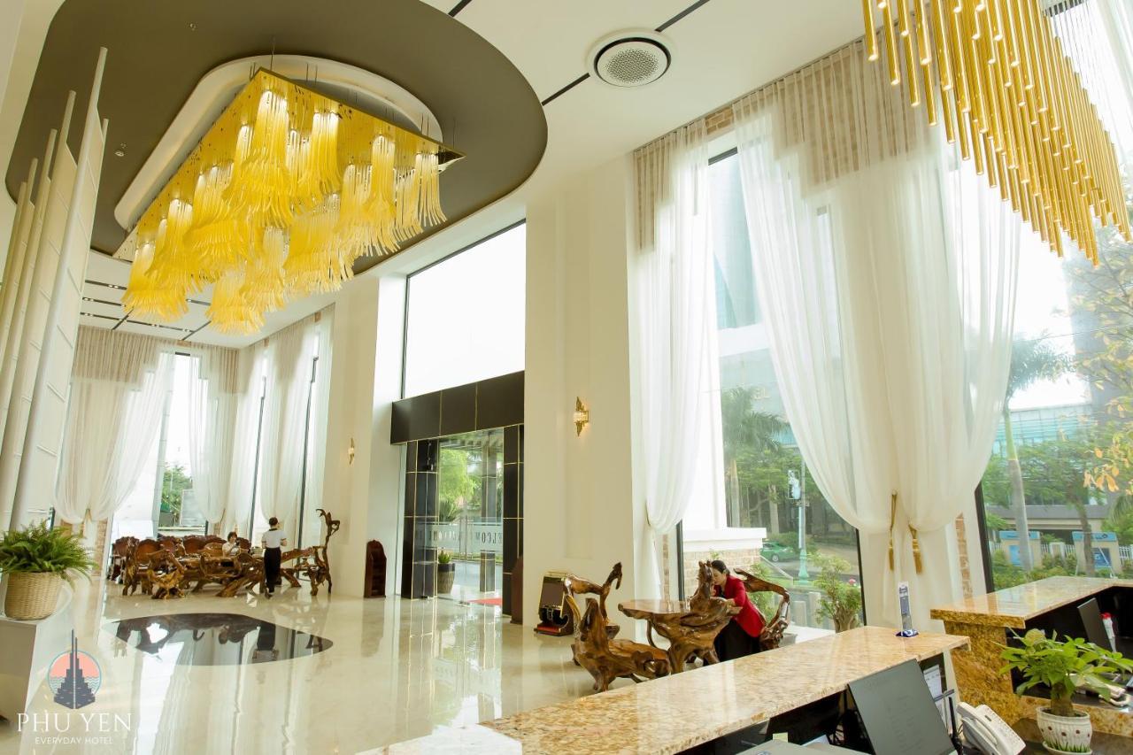 Phú Yên Everyday Hotel Tuy Hoa Exterior foto